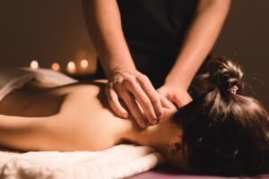women receiving relaxing swedish massage